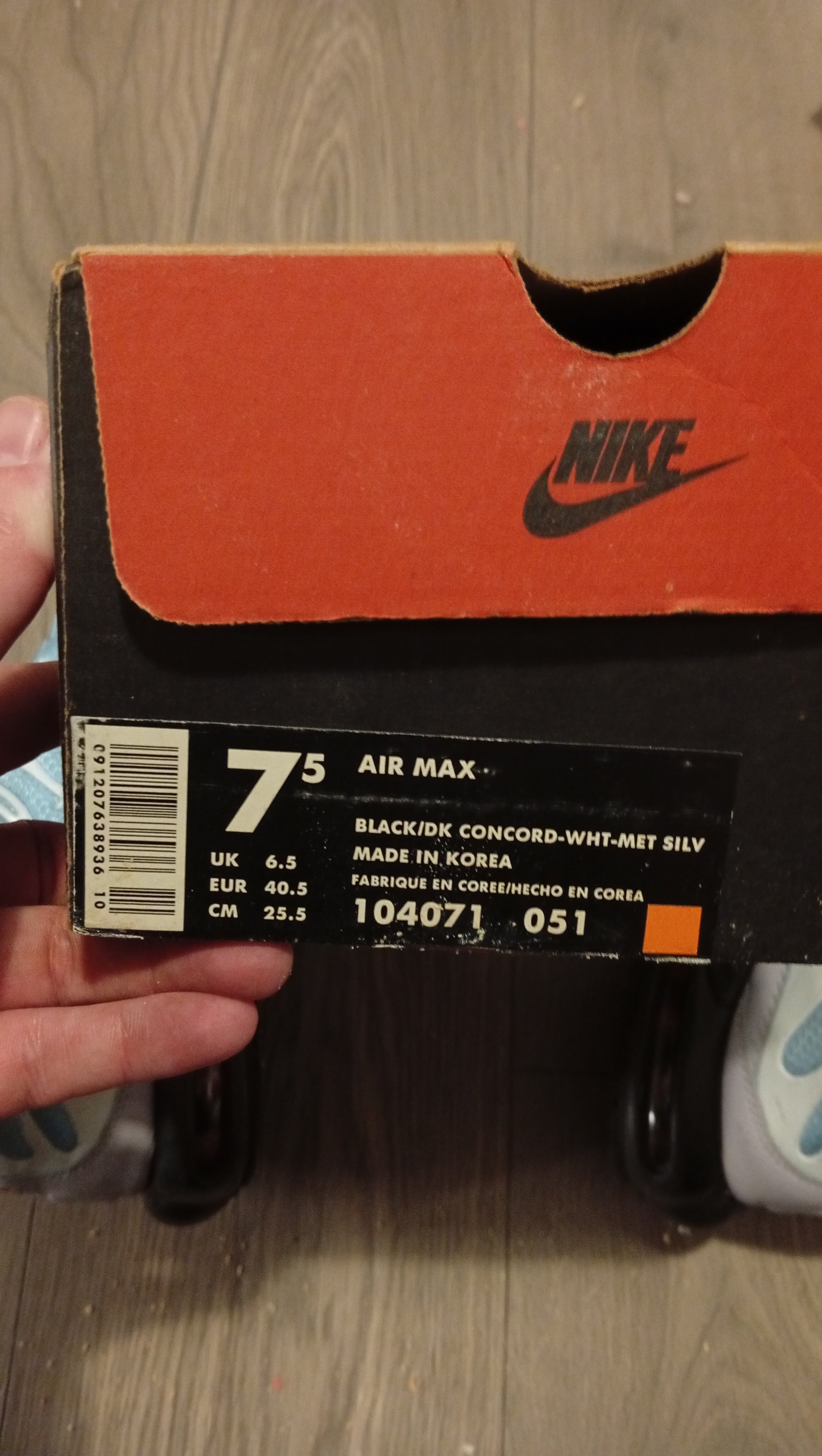 Nike Air Max ‘95 OG “Comet Red” – 1995