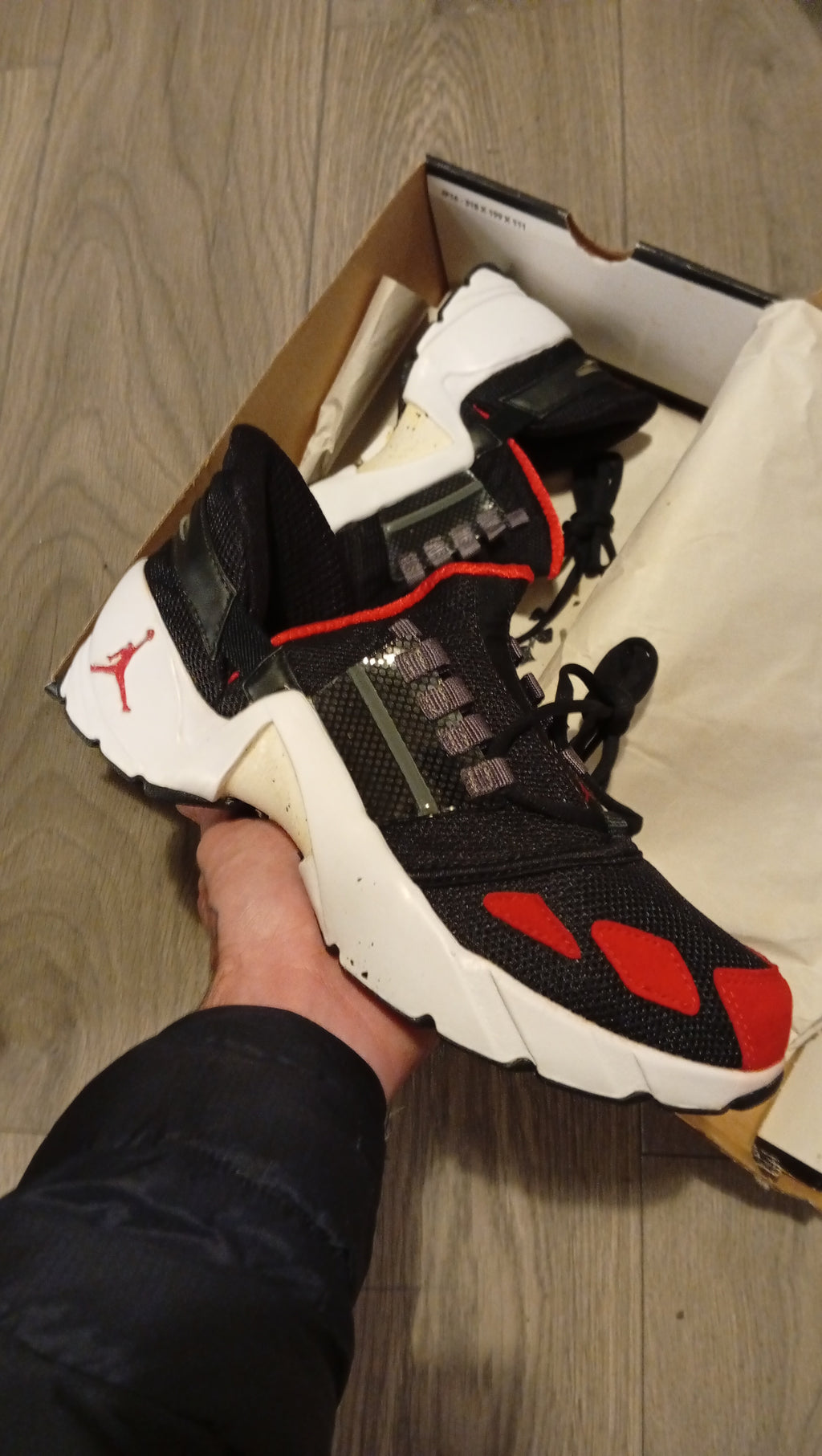 Nike Jordan Trunner 2K Turbo – Black / Varsity Red / Light Graphite (2000 Model)