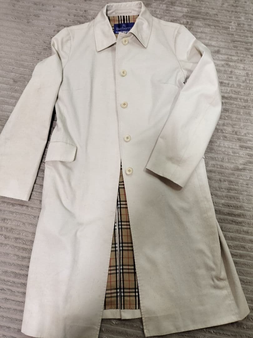 Burberry Trench Coat - Mens - Medium