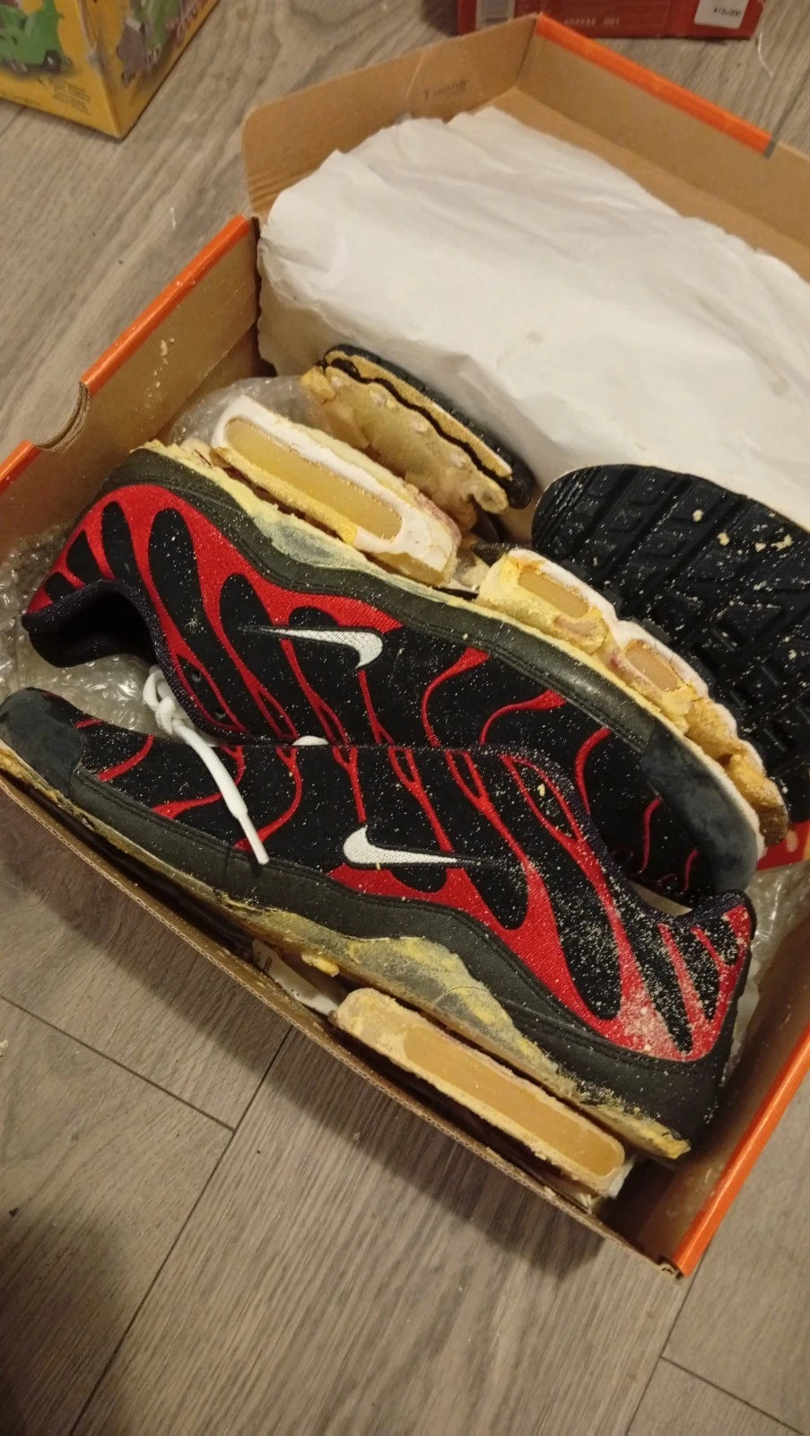 Nike Air Max Plus TN 'Leather' Varsity Red - 2000 - UK 11